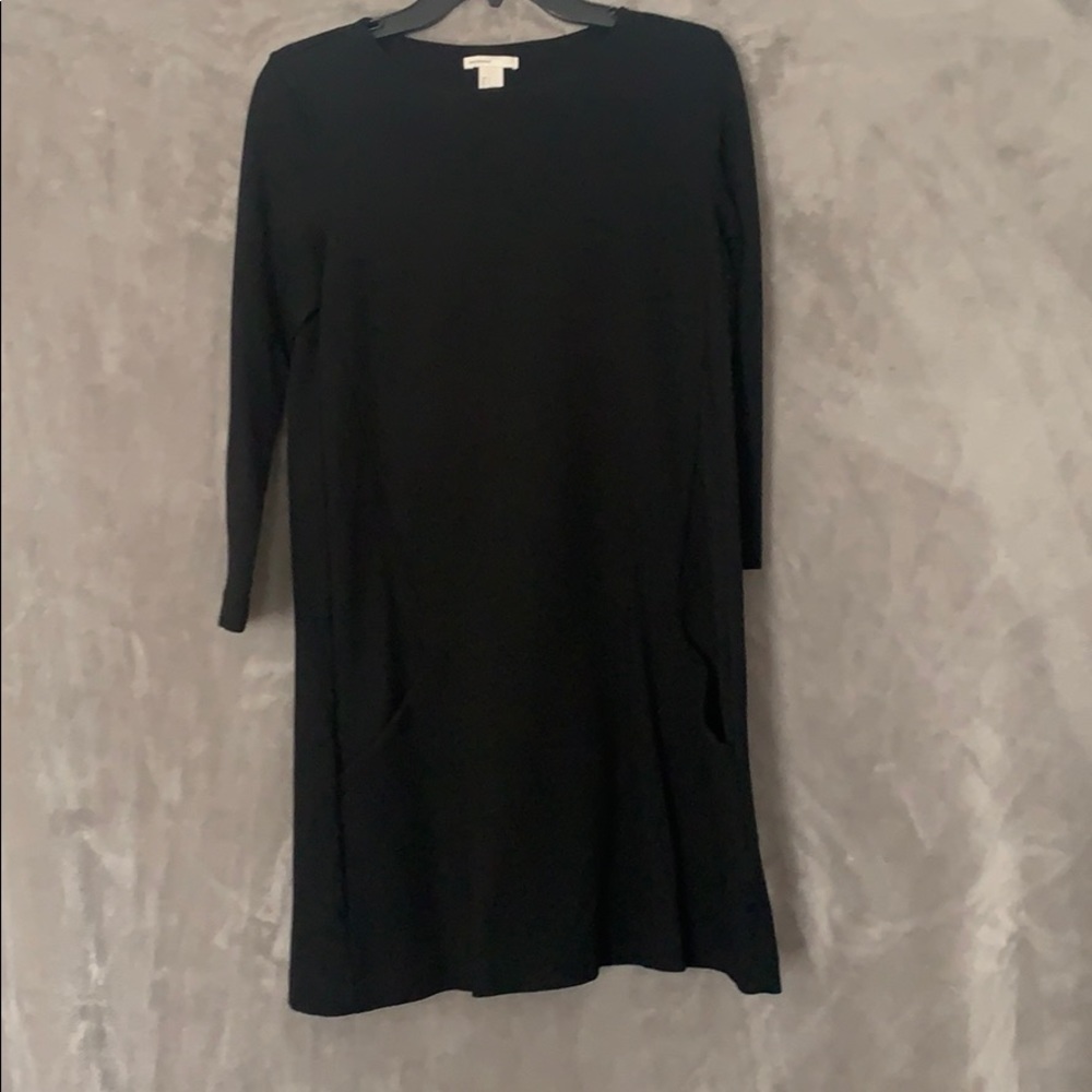 Black Pocketed Dress
